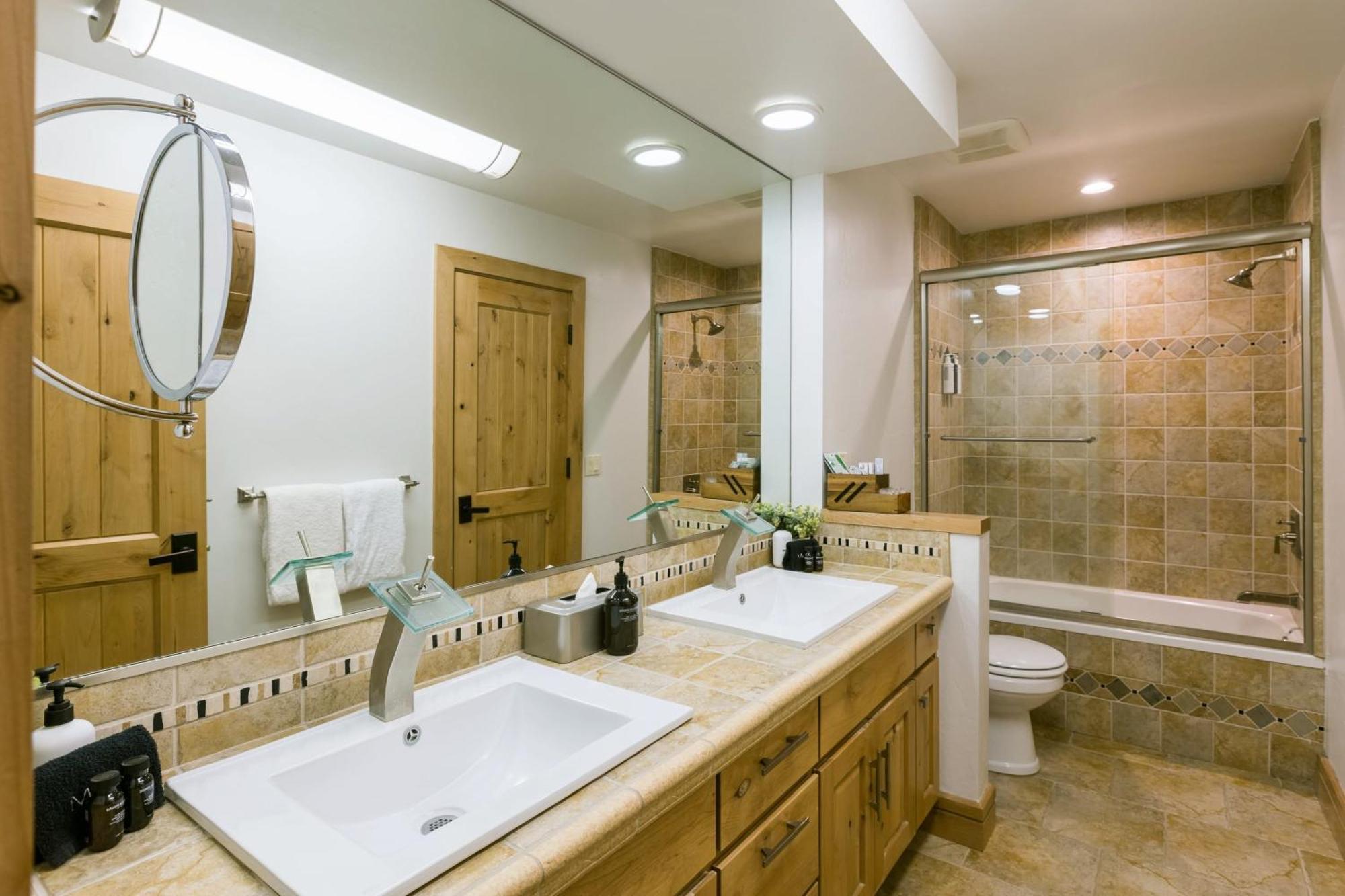 Coyote Moon By Avantstay Cabin Wsauna Mins From Dt Truckee Northstar Extérieur photo